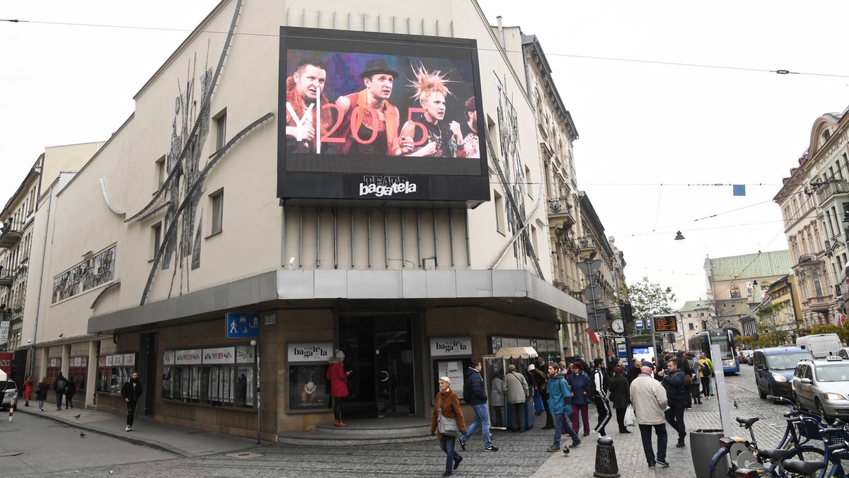 W piątek Henryk Jacek S. oficjalnie przestał być dyrektorem Teatru Bagatela w Krakowie. Urząd Miasta Krakowa przygotowuje nowy statut tej instytucji i przewiduje w nim m.in. dwóch dyrektorów. Konkurs na nowe władze ma być ogłoszony w połowie lutego.