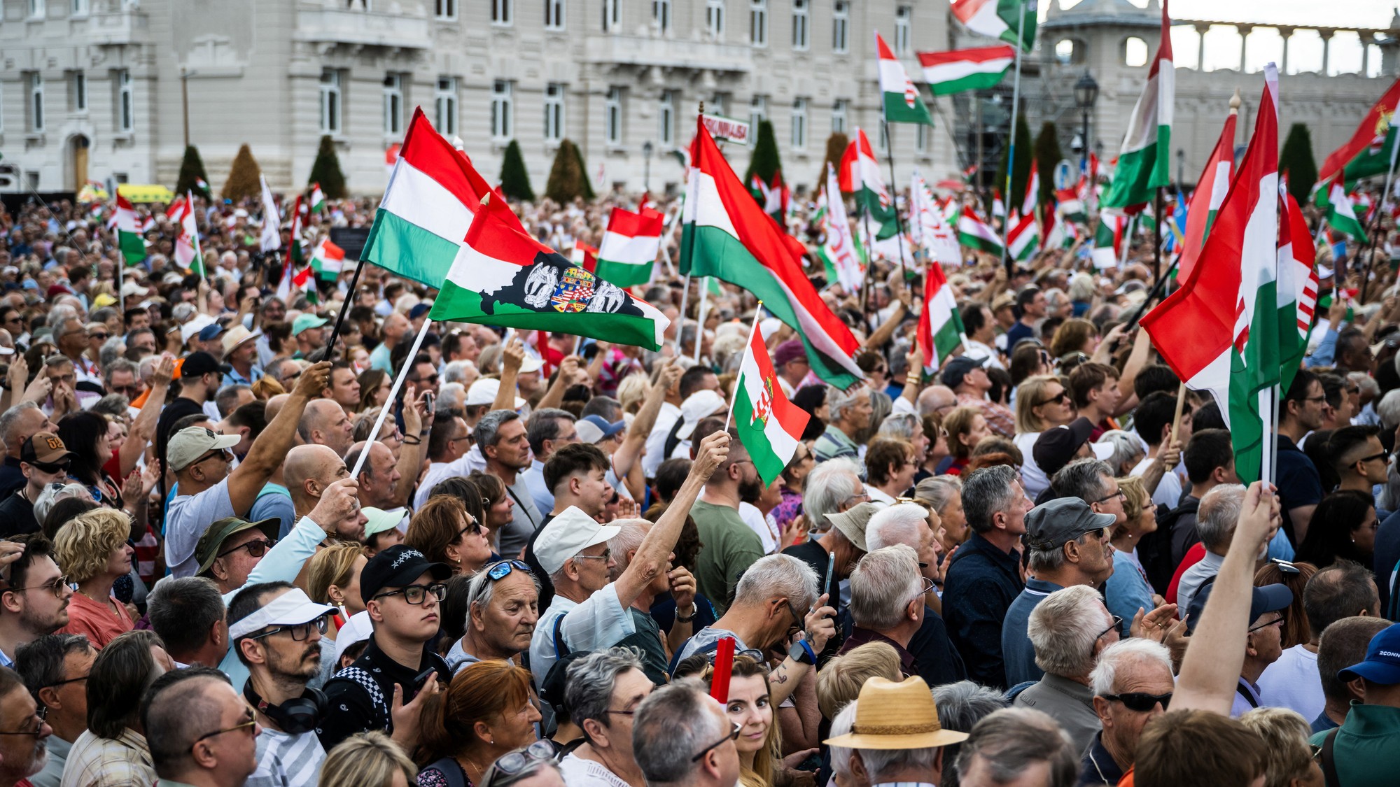 Ústavný súd v Maďarsku preskúma aj odvolanie prezidenta Tamása Sulyoka