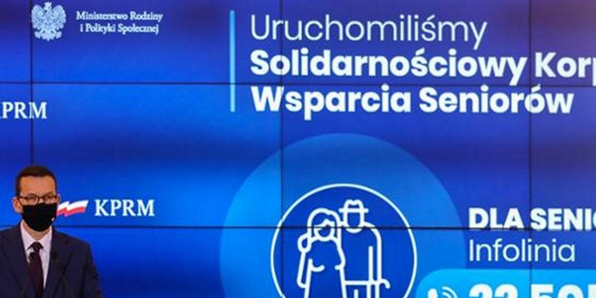 Program wsparcia dla seniorów służy m.in. dostarczaniu im zakupów. Sprawdziliśmy jak to działa w praktyce. Pierwsze wrażenie wskazuje, że Glovo, ani Uber to nie będzie, ale za to będzie bezpłatne.