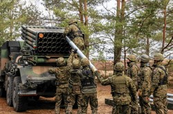 Zwrot akcji w sprawie ochrony Polski przed atakiem Rosji. Bruksela wprowadza przełomowe zmiany