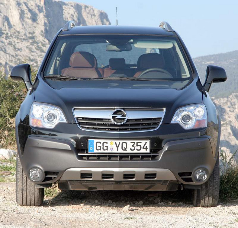 Opel rozpoczął w Rosji montaż Antary