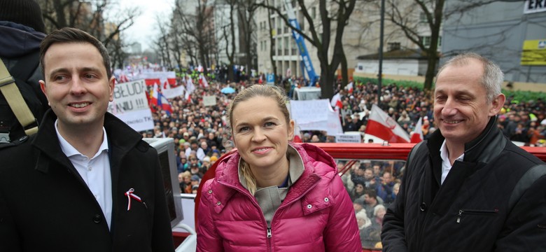 Nowacka: Rządzący nie powinni rezygnować z dialogu z opozycją