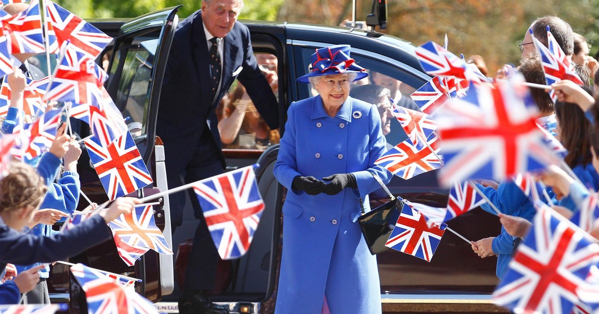 13 queens who are reigning around the world right now | Business ...