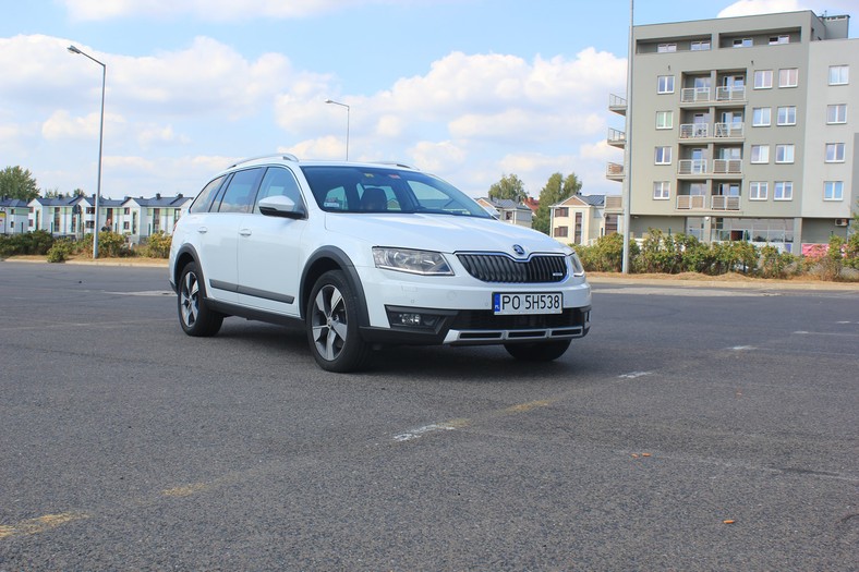 Front assist skoda