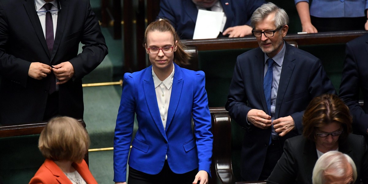 Prezes PiS czule przywitał nową posłankę