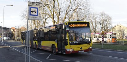 Kierowca autobusu MPK dostał zawału na przystanku