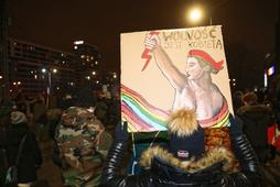 29.01.2021. Protestujący przeciwko zaostrzeniu prawa aborcyjnego w Warszawie. 