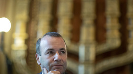 „Örülök, hogy vége ennek” – Ezt mondta Weber a Fidesz felfüggesztése után
