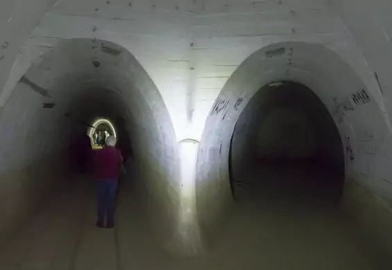 Tunele widmo w Polsce. Podziemna trasa rowerowa i ukryte miasto dla 20 tys. osób