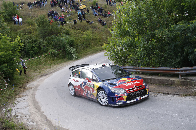 Citroën Total WRT taranuje konkurentów (galeria Rallyworld©Willy Weyens)