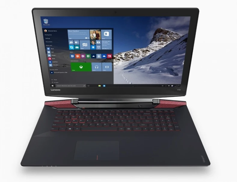 Design Lenovo Y700-17 jest stonowany, ale wyraźnie gamingowy