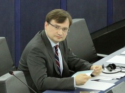 Ziobro kontra Siwiec. Kłótnia w Strasburgu o Blidę i 'Antykomora'