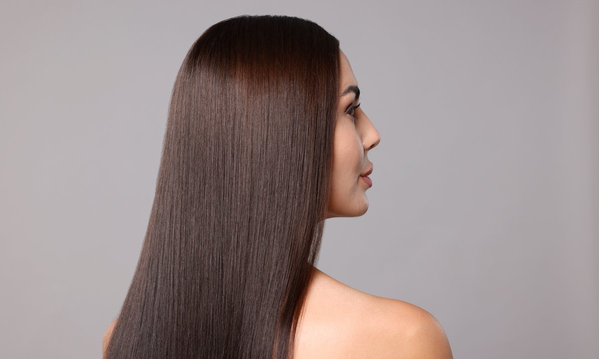 Po tej odżywce włosy przypominają taflę wody. Efekt laminacji jak u fryzjera po 1 użyciu