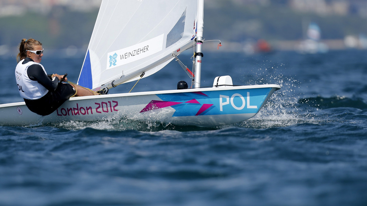 Anna Weinzieher (AZS Uniwersytet Warszawski) zajmuje 22. miejsce w klasie Laser Radial po sześciu wyścigach olimpijskich regat. Prowadzi Belgijka Evi van Acker.