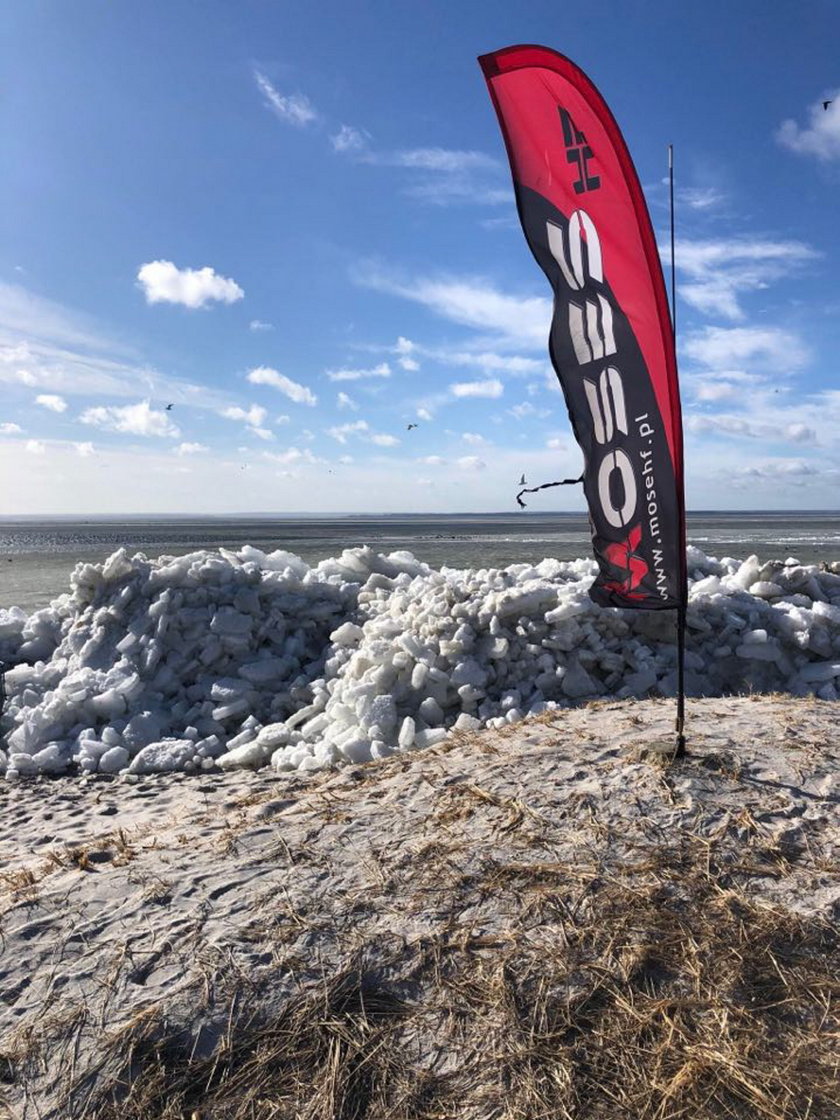 "Lodowe tsunami" na Półwyspie Helskim. To rzadkie zjawisko