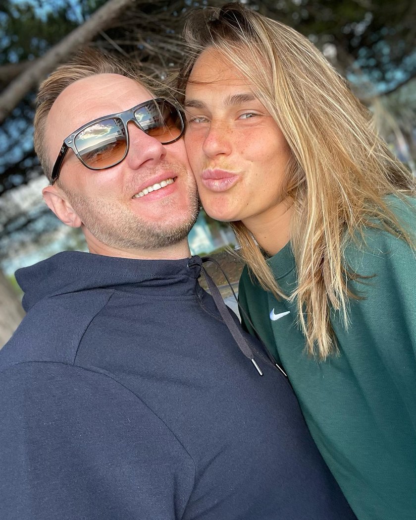 Aryna Sabalenka i Konstantin Kołcow.