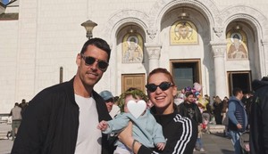 Anja Mit sa mužem i sinom