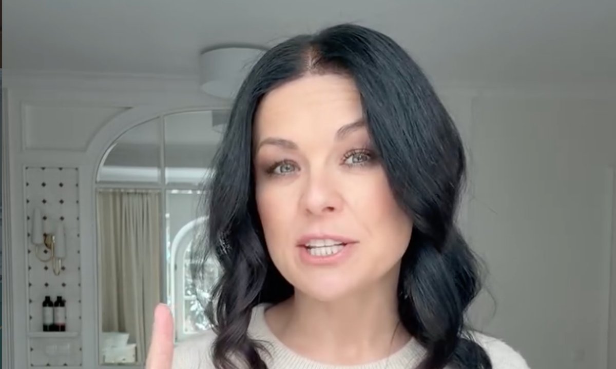 Katarzyna Cichopek w butach, z których kiedyś wszyscy się śmiali. Dziś są hitem lata
