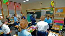 religia w szkołach tylko raz w tygodniu? większość polaków jest za", s