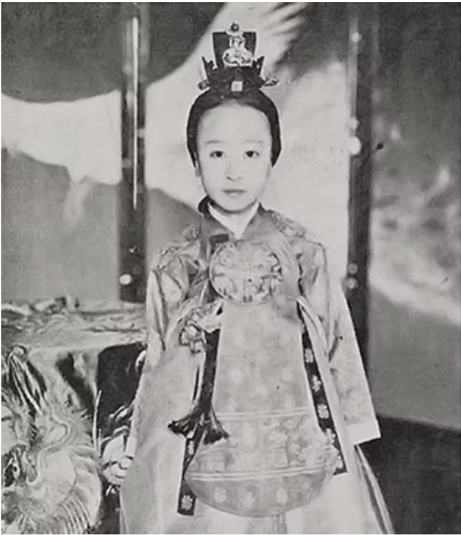 Tok Hje kao dete