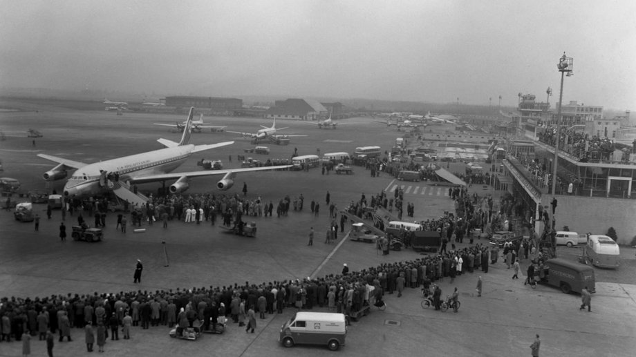 Pierwszy Douglas DC-8 w barwach KLM