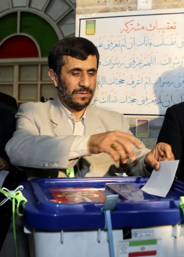 IRAN-VOTE-AHMADINEJAD