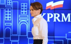 Emilewicz o zamknięciu centrów handlowych: To decyzja ministra zdrowia