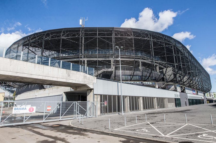 Śląskie stadiony częściowo otwarte 