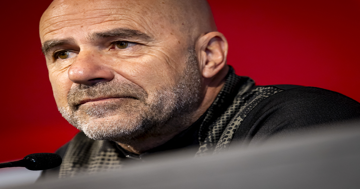 Bosz eist reactie na Telstar-debacle: 'Moet van professionals zelf komen'