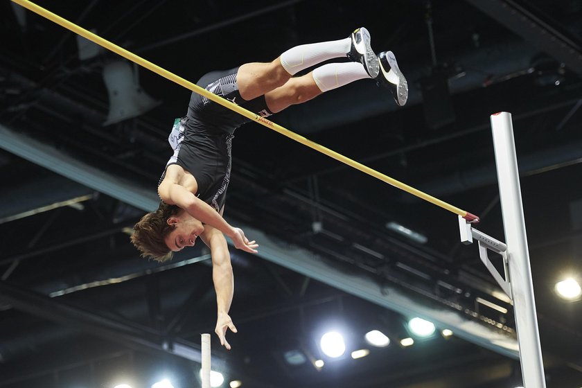 Lekkoatletyka. Armand Duplantis pobił rekord świata w ...