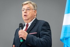 Relokacja migrantów. Polityk PiS: Nie chcemy przykładać ręki do tego absurdu