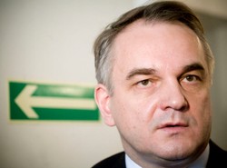 Pawlak odpowie na zarzuty jutro?