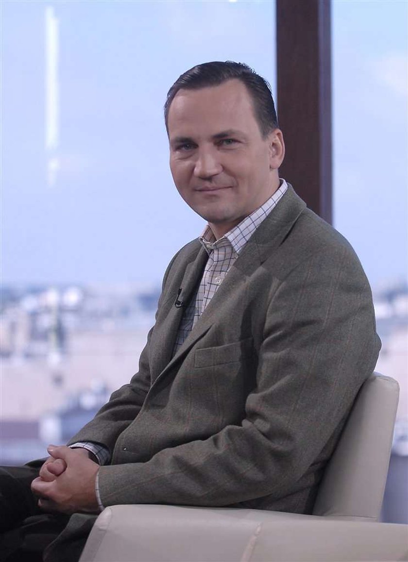 minister-sikorski-pokaza-syn-w-na-czerwonym-dywanie