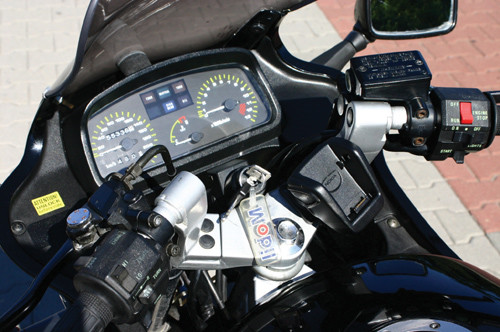 Kawasaki GPZ 500S - Do serwisu tylko na chwilę