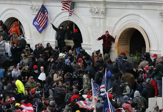 Zmarła w wyniku postrzału na Kapitolu kobieta, to nie tylko zwolenniczka Trumpa, ale też weteranka Sił Powietrznych USA