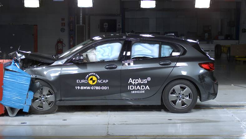 Euro NCAP przetestowało nowe BMW serii 1 i 3, Peugeota 208