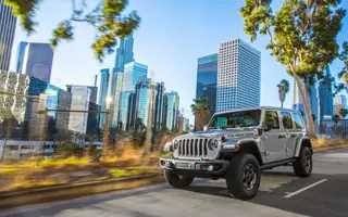 Jeep Wrangler 4xe – hybrydowa terenówka z Ameryki