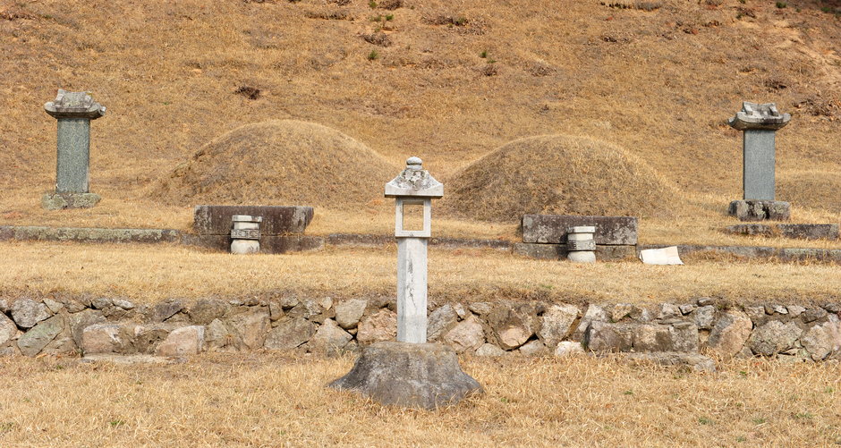 Koreański cmentarz