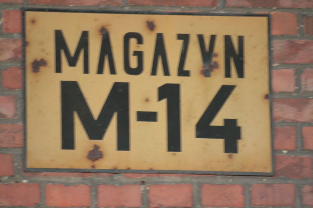Magazyny stoją puste