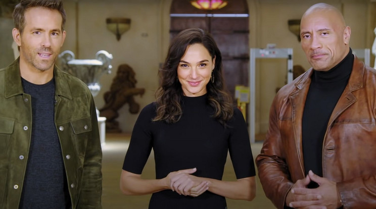 A Különösen veszélyes bűnözők elképesztő szereposztása: Ryan Reynolds, Gal Gadot és Dwayne Johnson kergetőznek majd a produkcióban / Fotó: Netflix