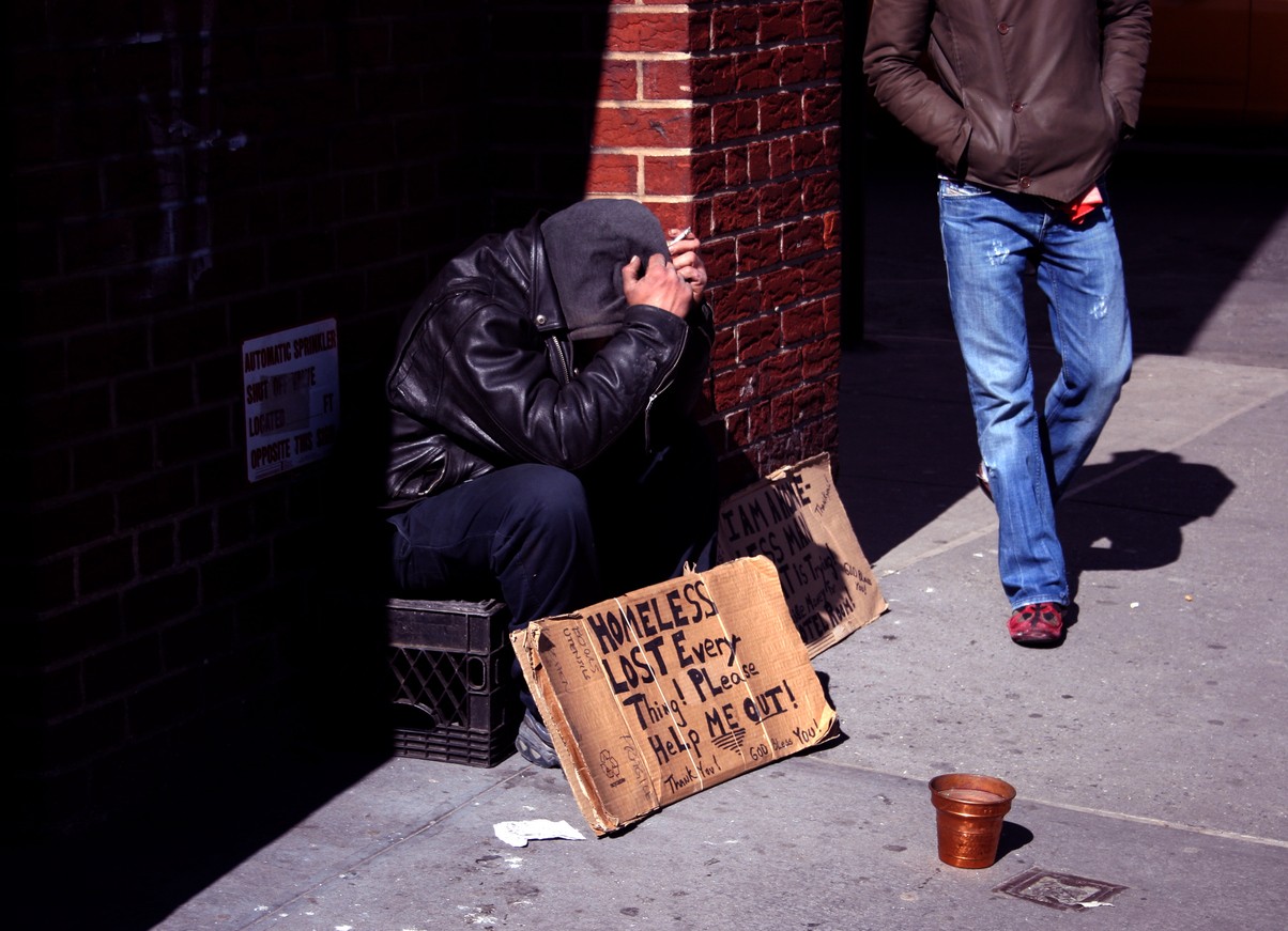 USA čelia rastúcej kríze bezdomovectva, čo výrazne zhoršuje bezpečnosť v uliciach.
