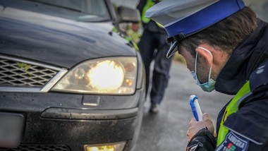 nowe prawo dla starszych aut w 2026. decyzja zapadła, oto harmonogram zmian