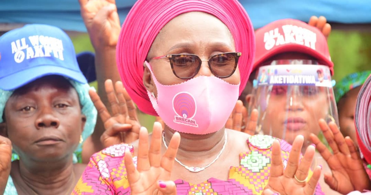 Governor Akeredolu's wife sent packing from APC secretariat in Imo - Vimarsana News