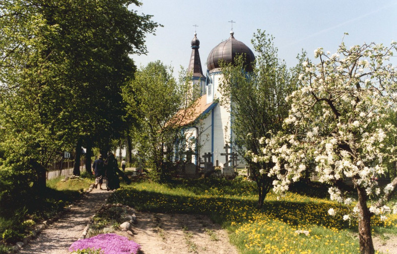 Wojnowo, cerkiew Zaśnięcia Matki Bożej (dawny klasztor żeński), fot. z 2003 r.