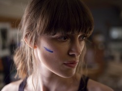 Keira: Jestem śmierdzącym leniem