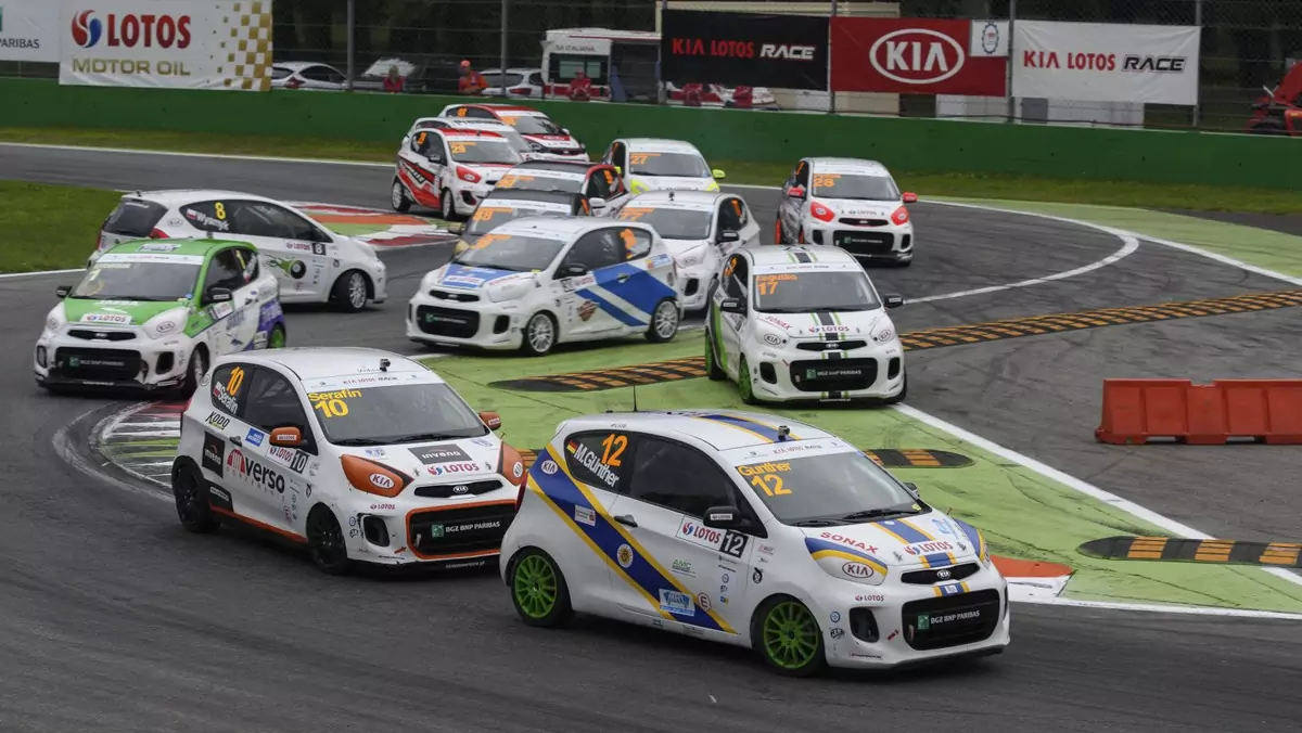 Kia Lotos Race