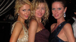 Paris Hilton, Kasia Wołejnio i Nicky Hilton