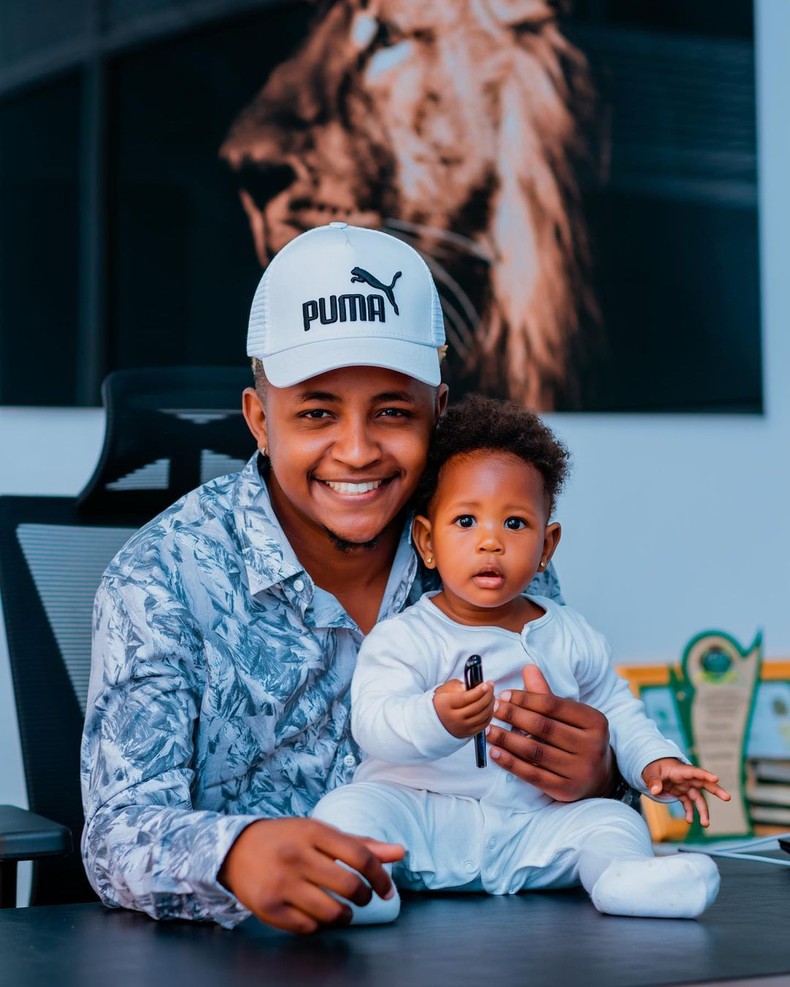 Thee Pluto & daughter Zoey