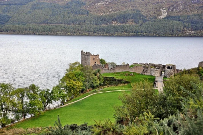 Nessie z Loch Ness