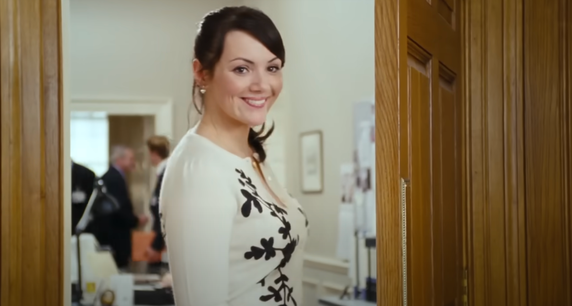 Britská herečka Martine McCutcheon ako Natalie vo filme Láska nebeská. 